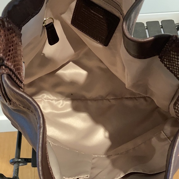 Coach hobo bag rich chocolate brn lthr 13.5hx13w - Picture 9 of 12